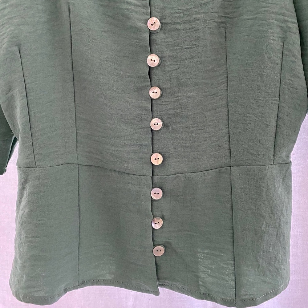 Blouse - Picture 2 of 5